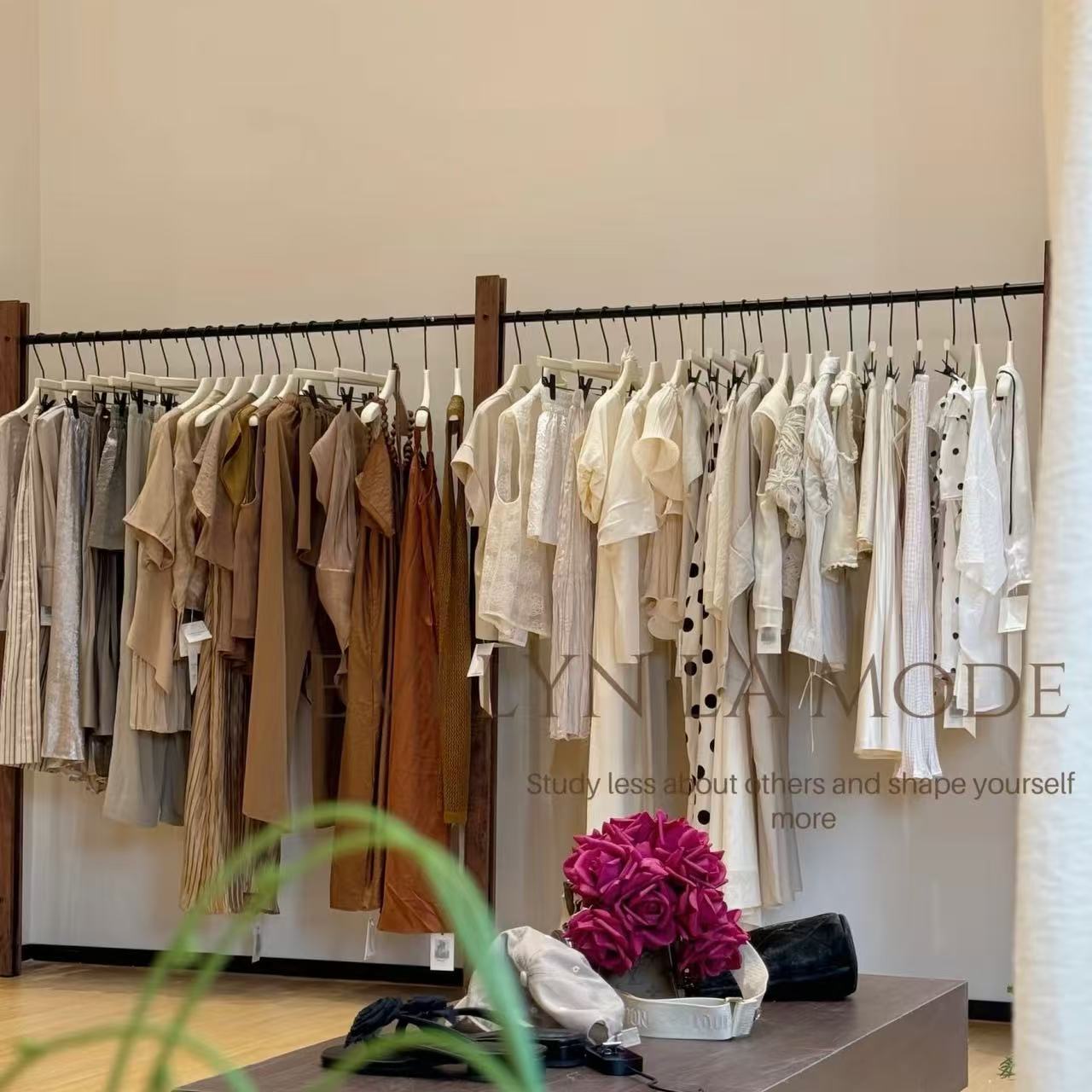 2025春秋季新款长袖百搭衬衣女长袖气质内搭上衣