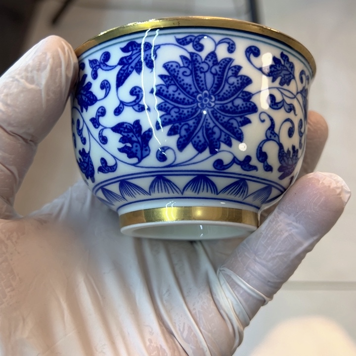 瓷片白青缠枝莲如是杯主人杯