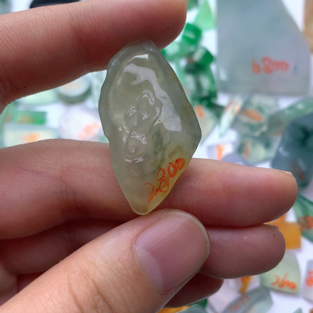 定制翡翠未镶嵌缅甸翡翠原石