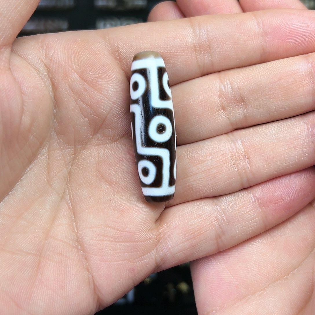 玛瑙/玉髓颈饰未镶嵌街****卓