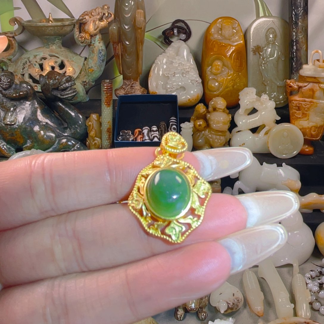 和田玉挂件未镶嵌7