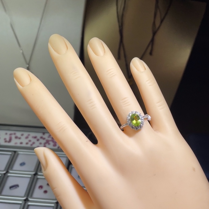 银S925镶嵌戒指橄榄石天然橄榄石女戒指