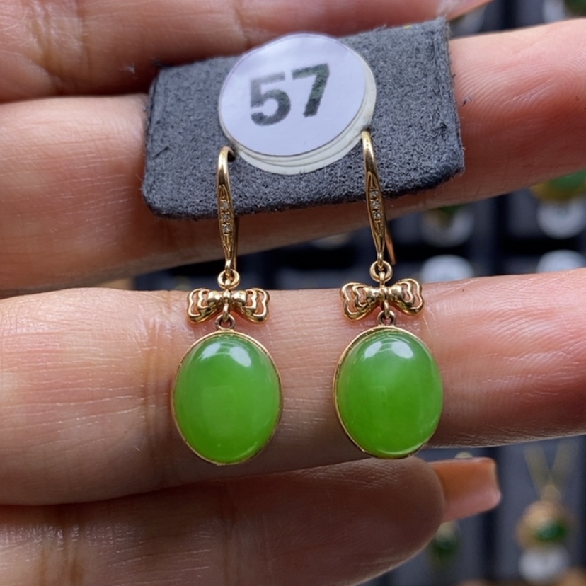 【闪购商品】和田玉耳饰18K金镶嵌10x8x5.2mm萍果绿蛋面重金耳饰