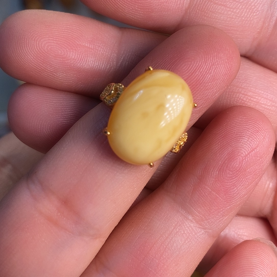 非***道蜜蜡未镶嵌戒指俄白花戒指