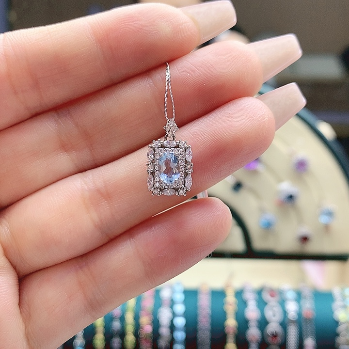 海蓝宝石吊坠(赠链)银S925镶嵌