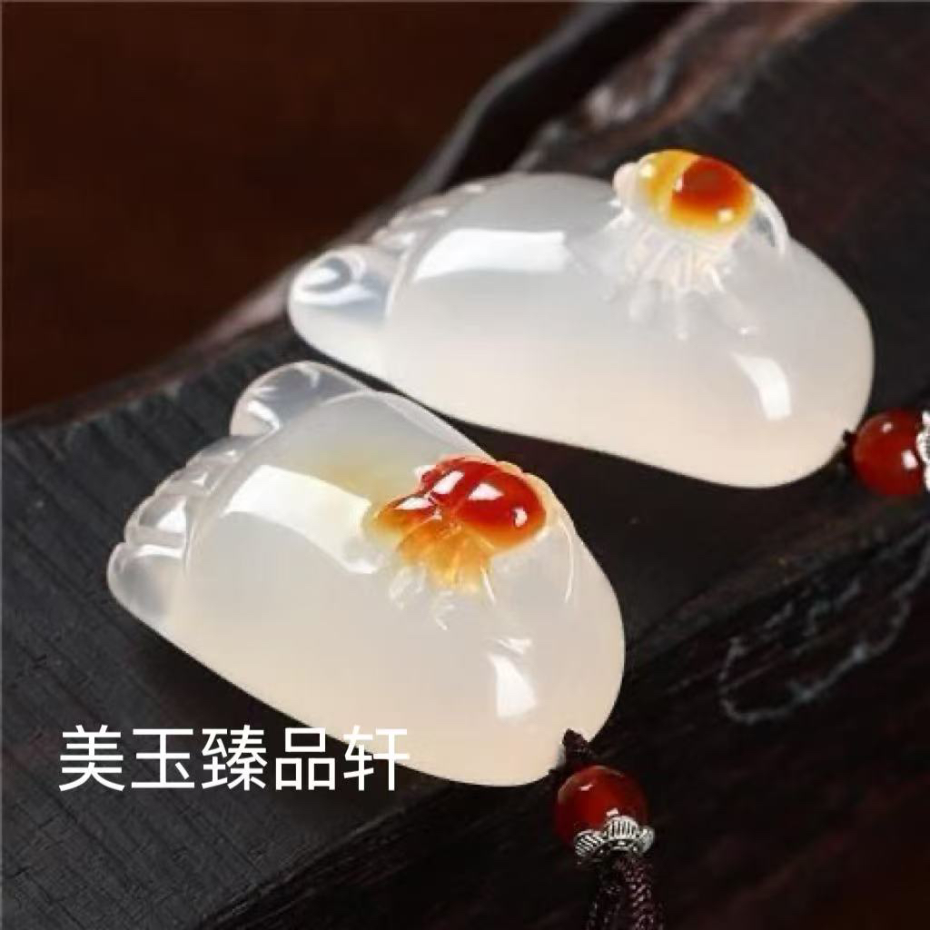 玛瑙玉髓知足常乐小脚丫吊坠冰彩俏色挂件多样性发货拍一发一