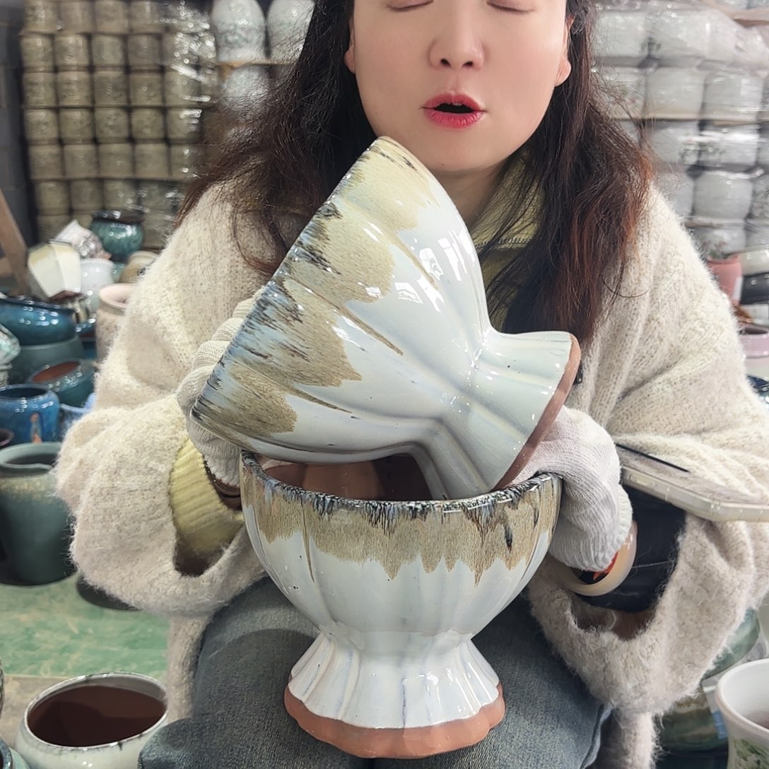 瑕疵两个高18/20红陶