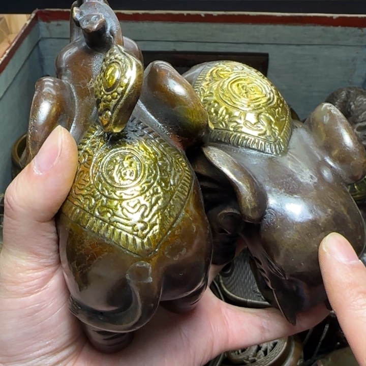 铜器把玩摆件链接