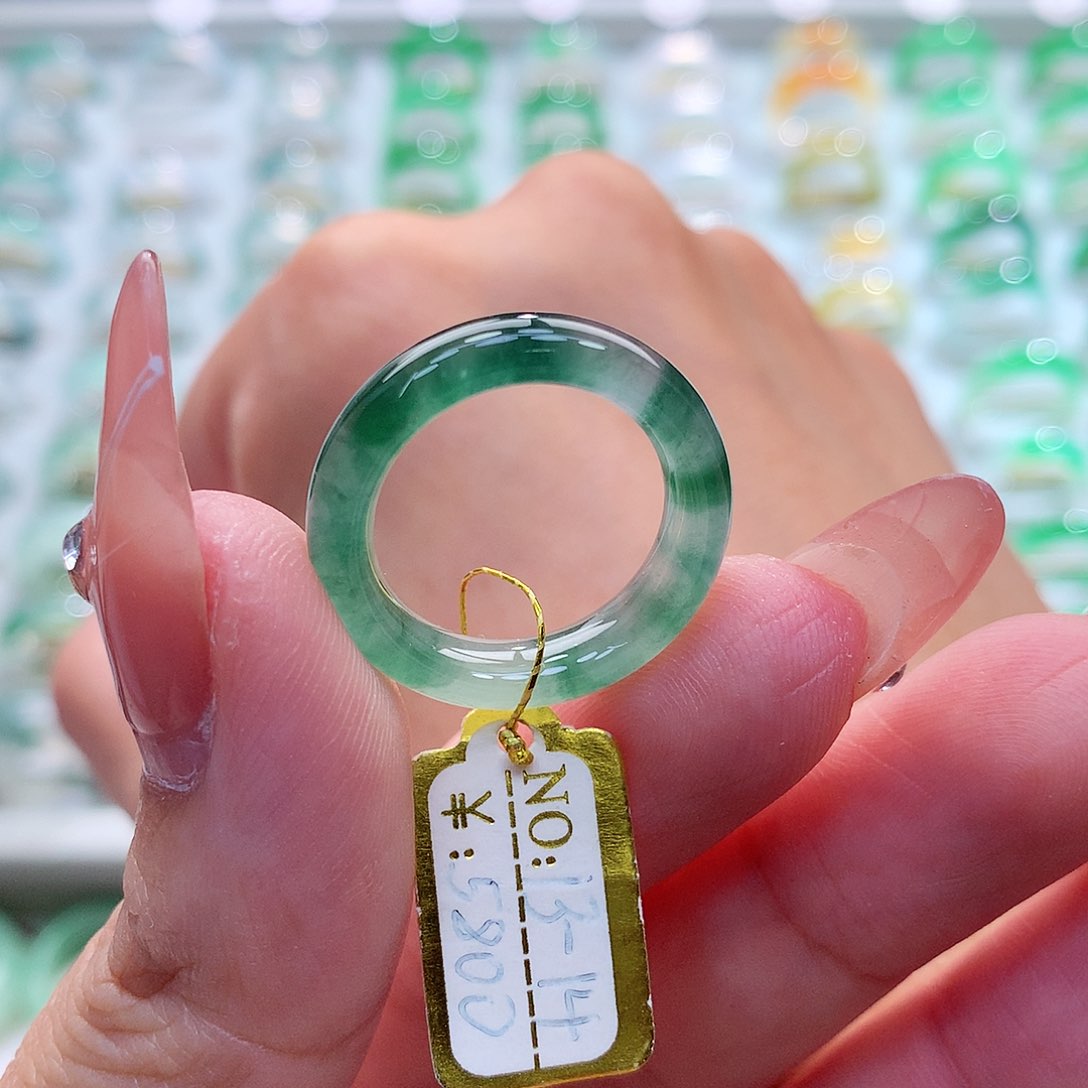 翡翠未镶嵌戒指13-14号