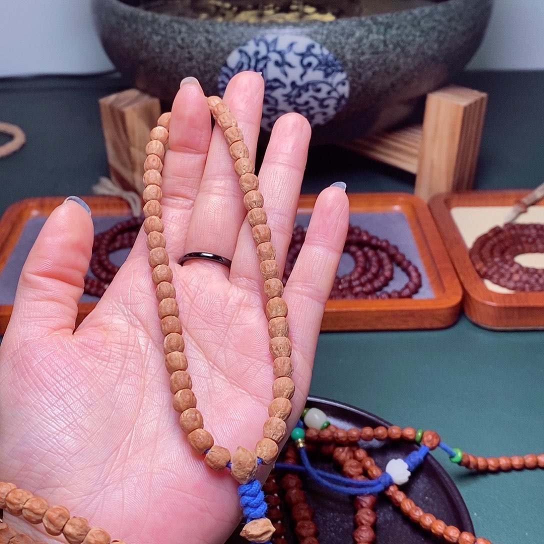 柏香籽/百香籽吊坠76.6小石头