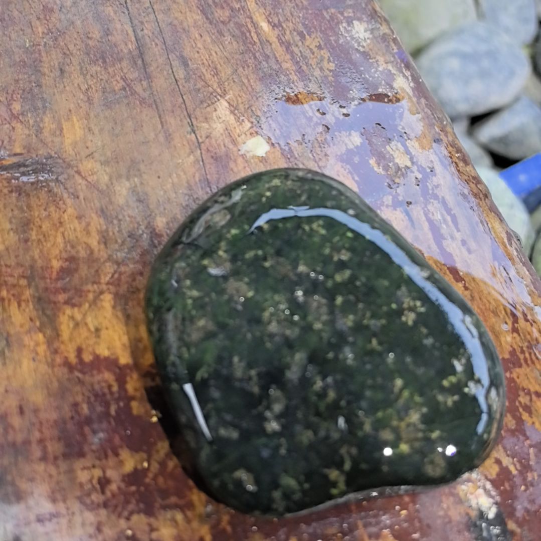 无***奈藏玉药王石原石一个