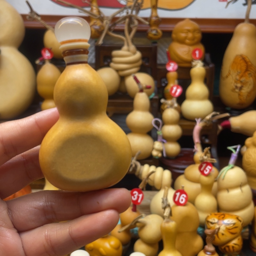 【**】葫芦等多种颜色可供选择的产品