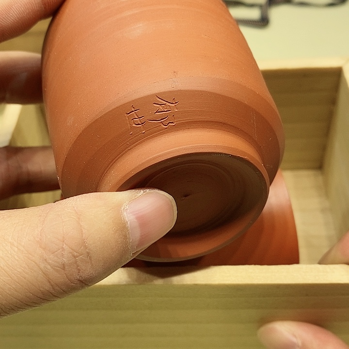 茶具瓷器杂项如图所示