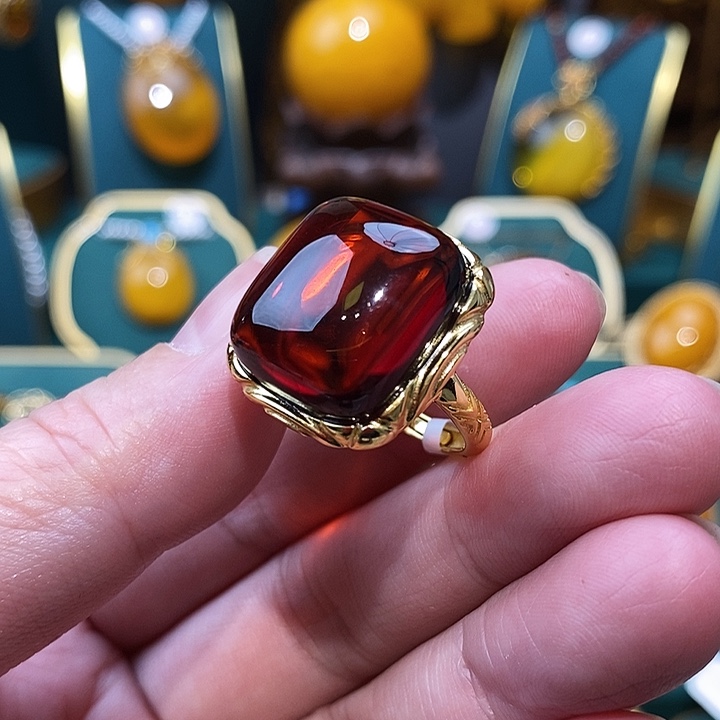 血珀戒指银S925镀金镶嵌