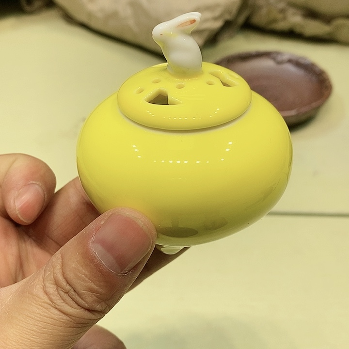 茶具瓷器杂项如图所示