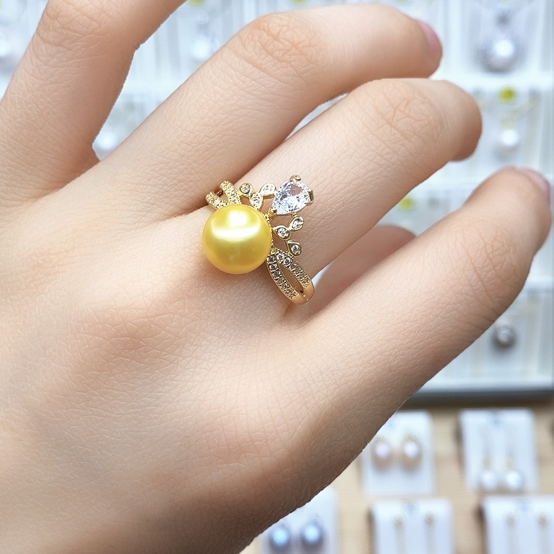 淡水珍珠合金颈饰
