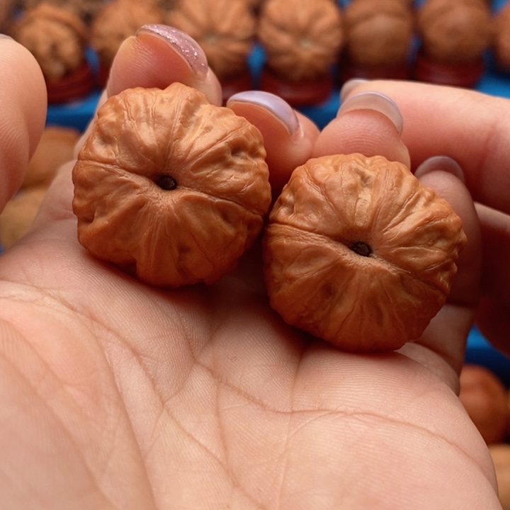 文玩核桃把件板栗