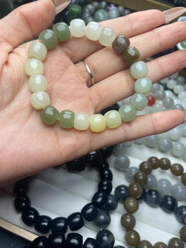 新疆和田玉卡10手串