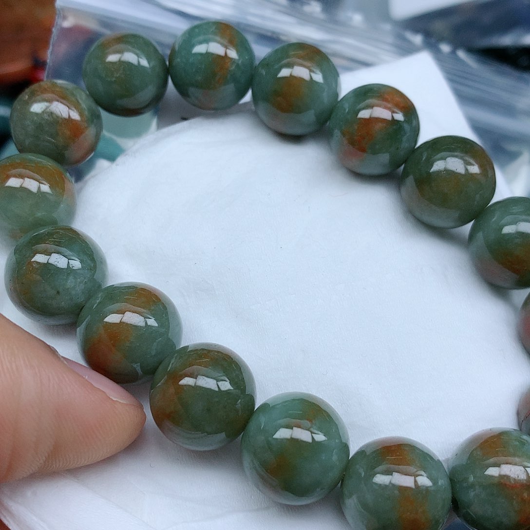 翡翠颈饰未镶嵌吊坠