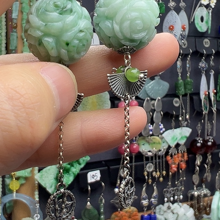 猪***黑翡翠银S925镶嵌耳饰