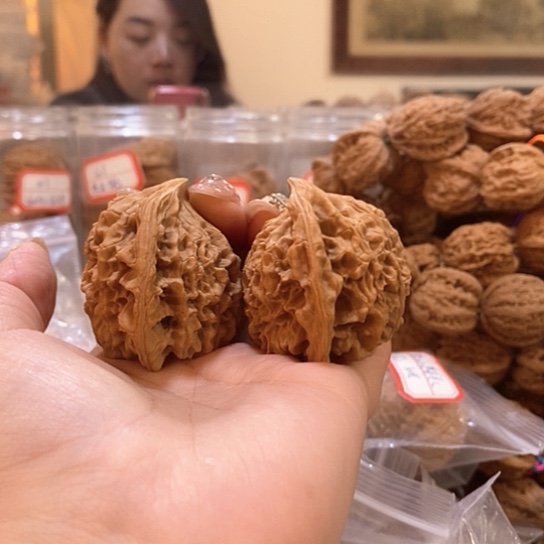 文玩核桃吊坠46蛇头有修