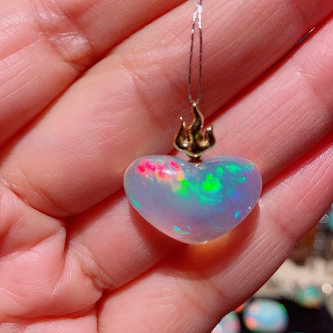 欧泊欧泊吊坠18K金镶嵌