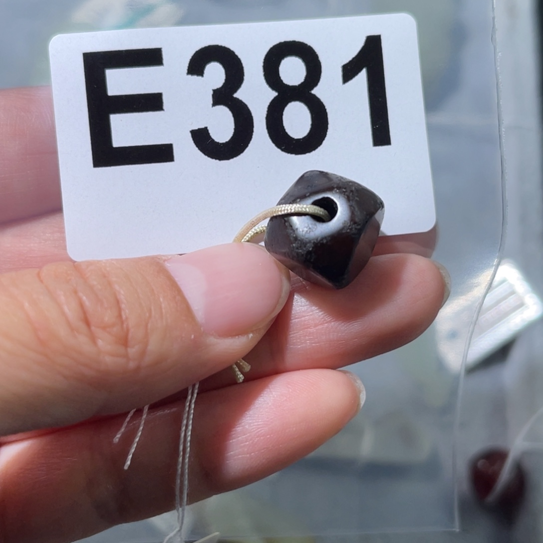 玛瑙/玉髓合金颈饰