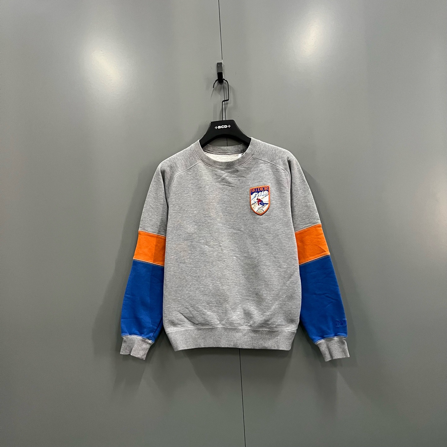 zz 联名款 拼接撞色徽标打底衫 XS码/95新/020281/无领标