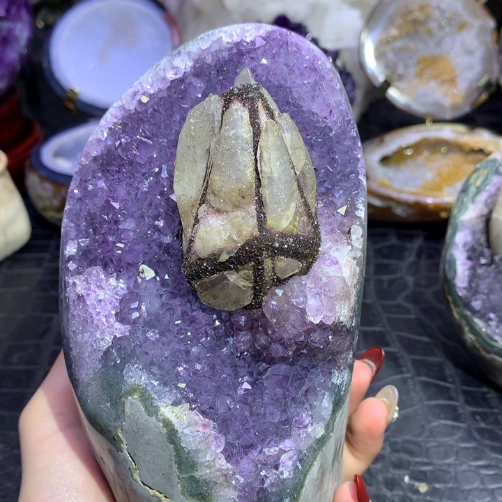 水晶福利紫晶奇石未镶嵌气***师