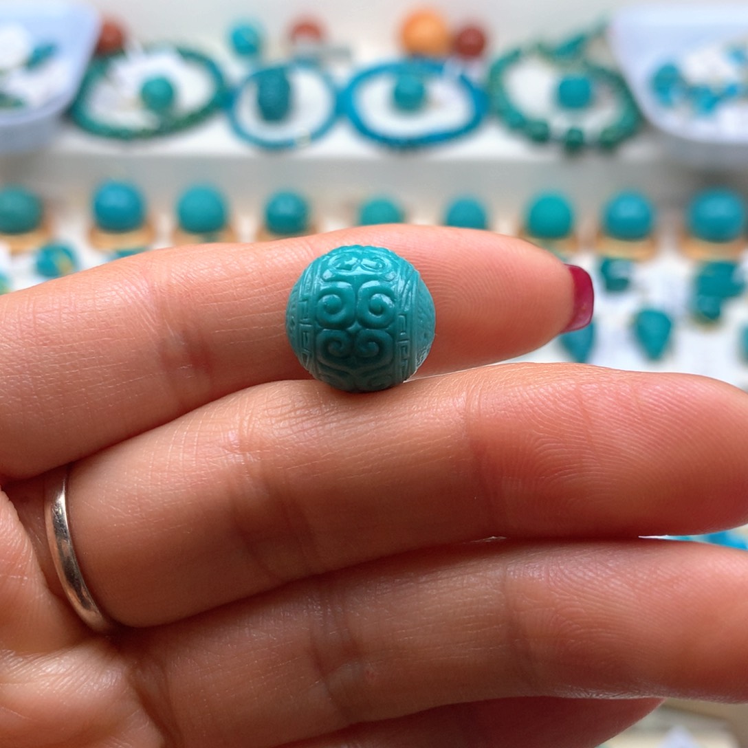 绿松石配饰未镶嵌