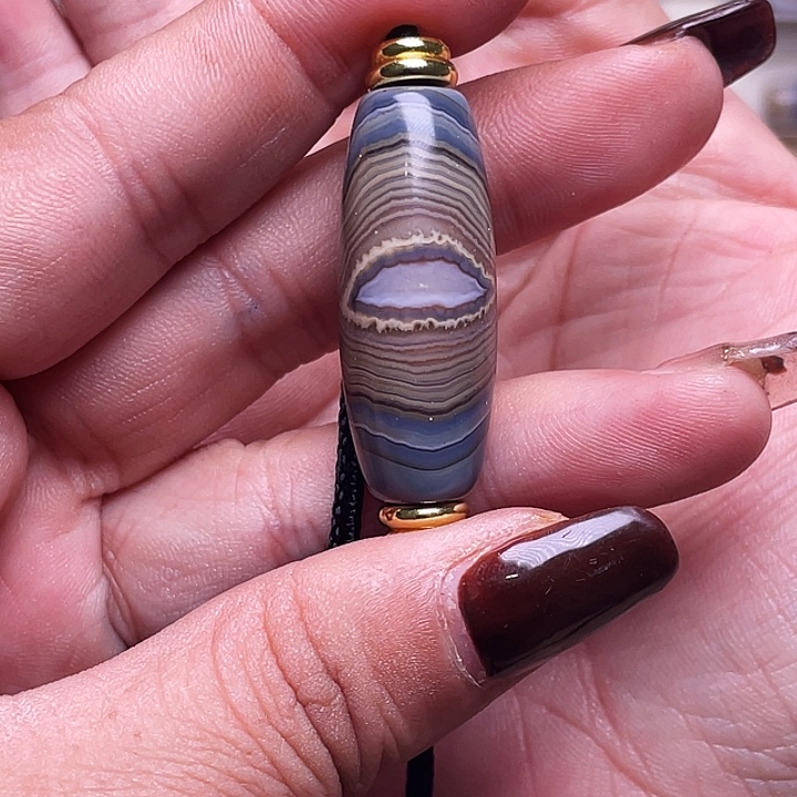 悉***多玛瑙/玉髓未镶嵌颈饰