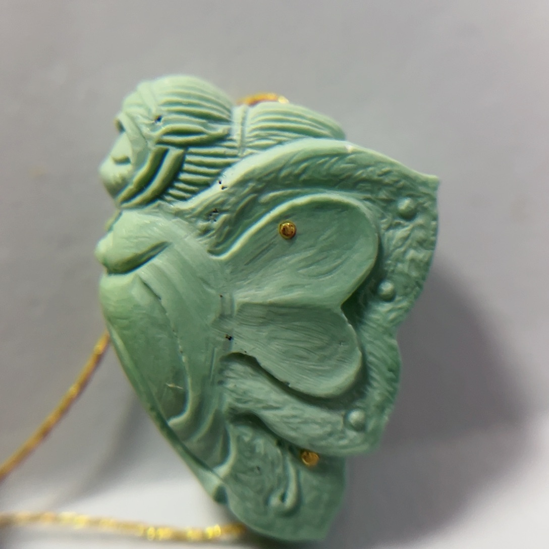 绿松石配饰未镶嵌