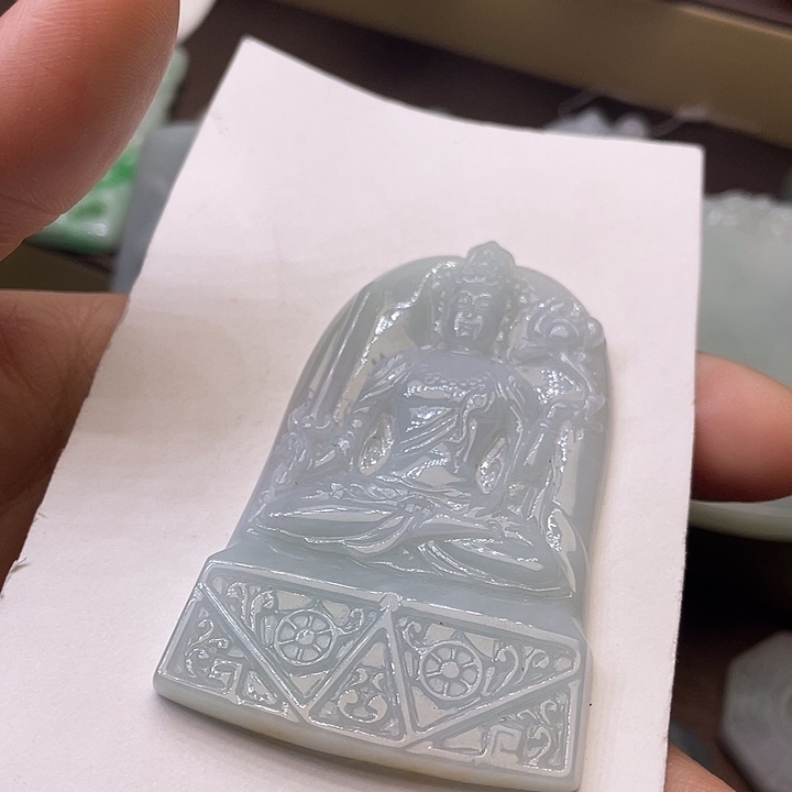 定制翡翠未镶嵌翡翠吊坠