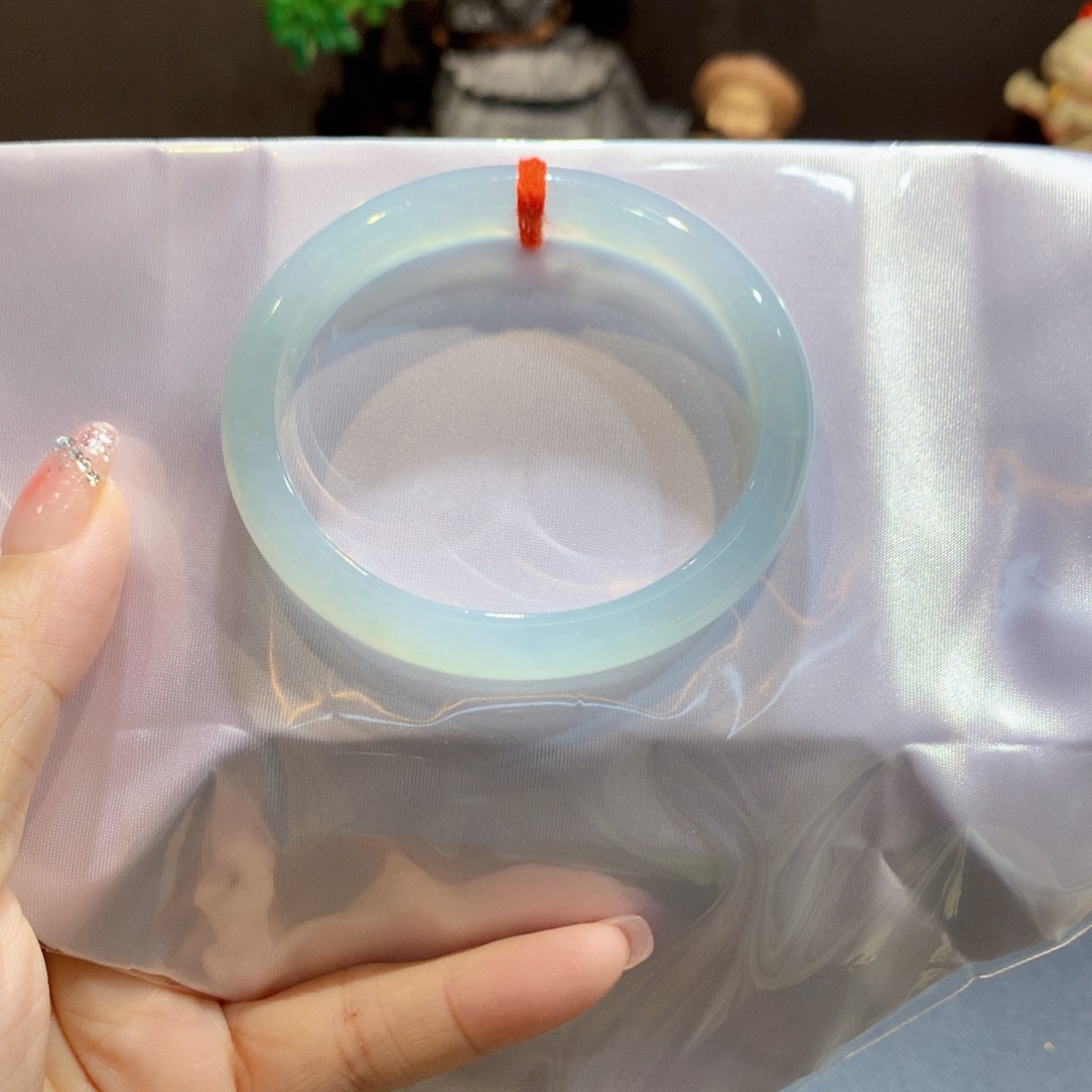 翡翠未镶嵌手镯翡翠手镯