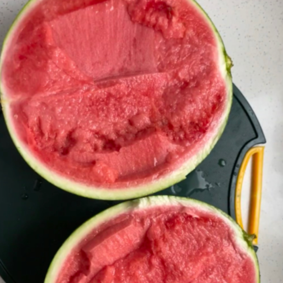 【配送到家】海南麒麟西瓜半个3.98一斤以上 一物一称上海市