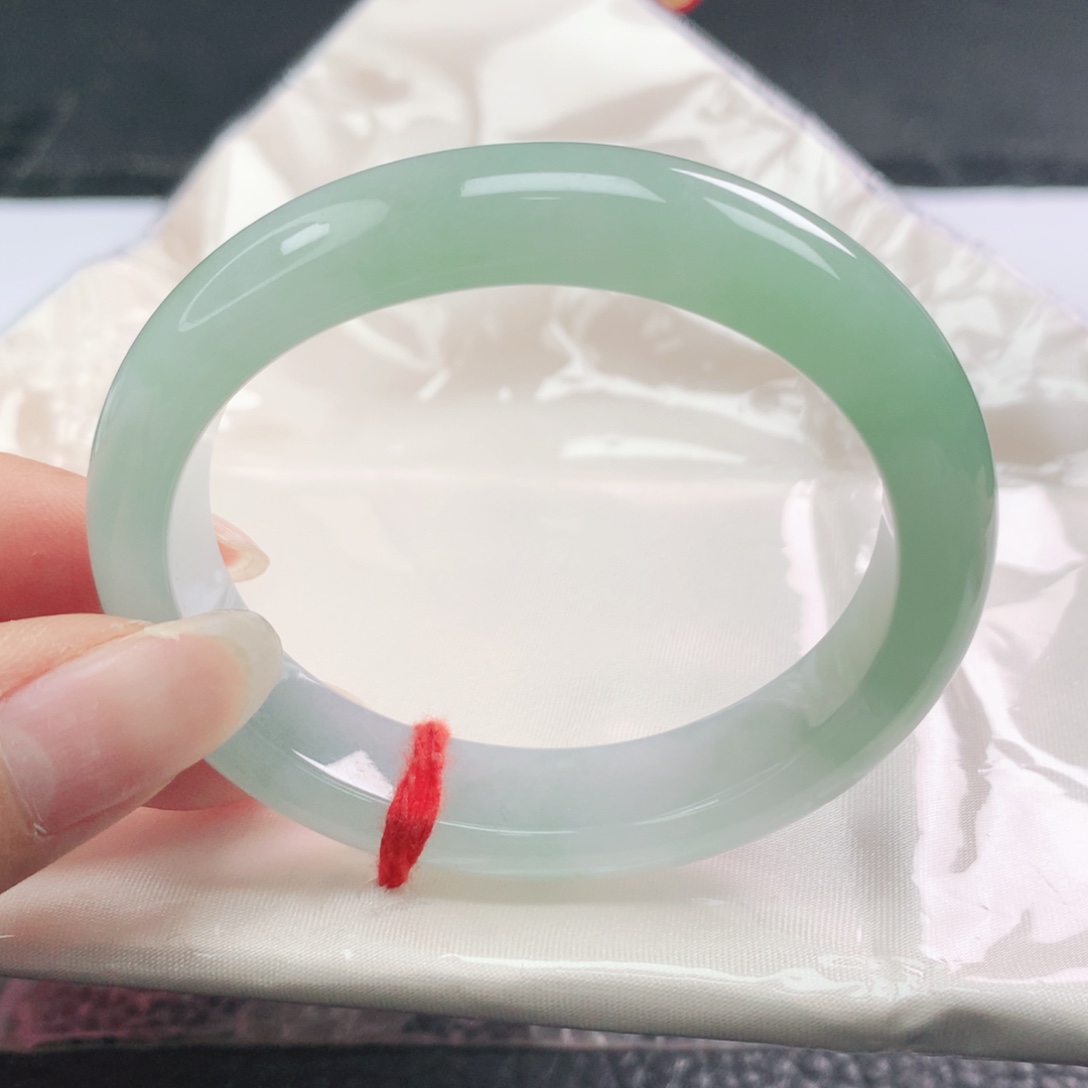 翡翠未镶嵌手镯翡翠51.6冰胶润