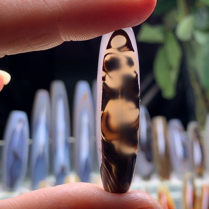 玛瑙/玉髓颈饰未镶嵌160