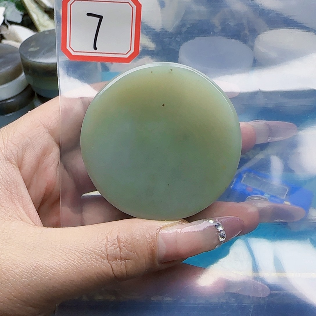 和田玉未镶嵌珠宝半成品