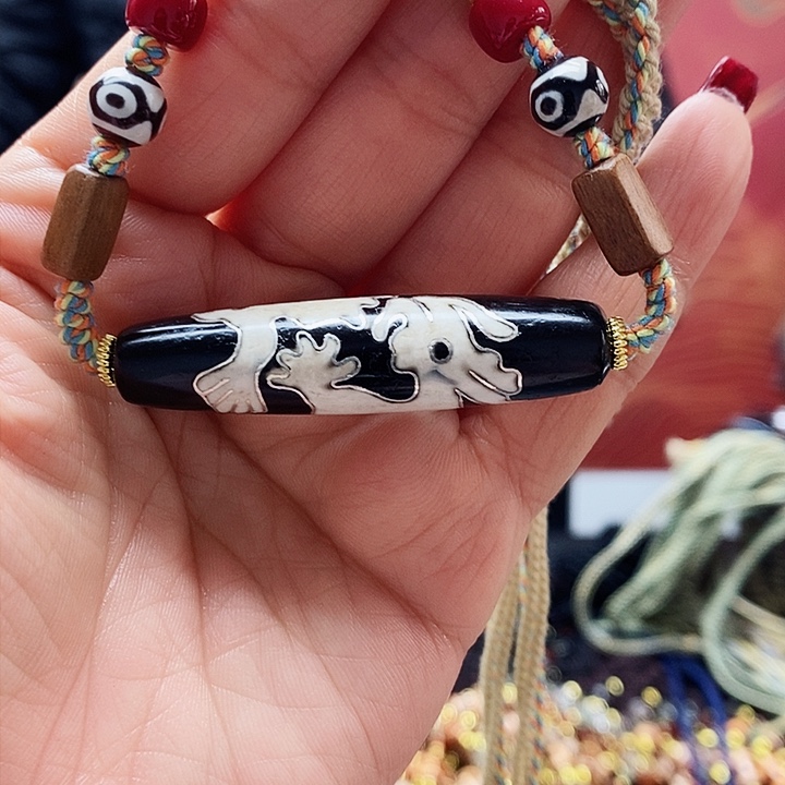 玛瑙/玉髓颈饰合金