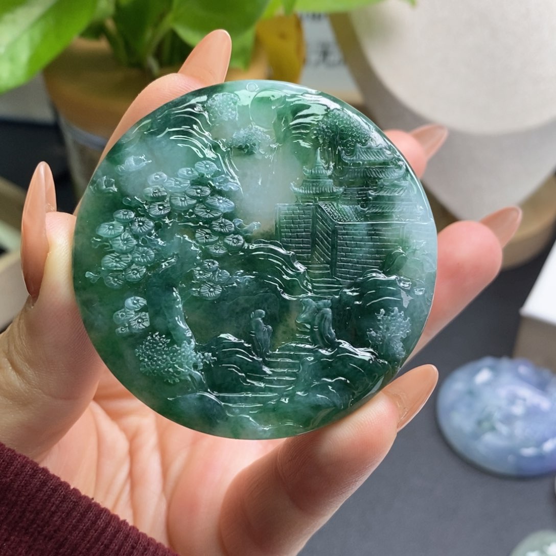翡翠颈饰未镶嵌爱*谁缅甸天然A货翡翠