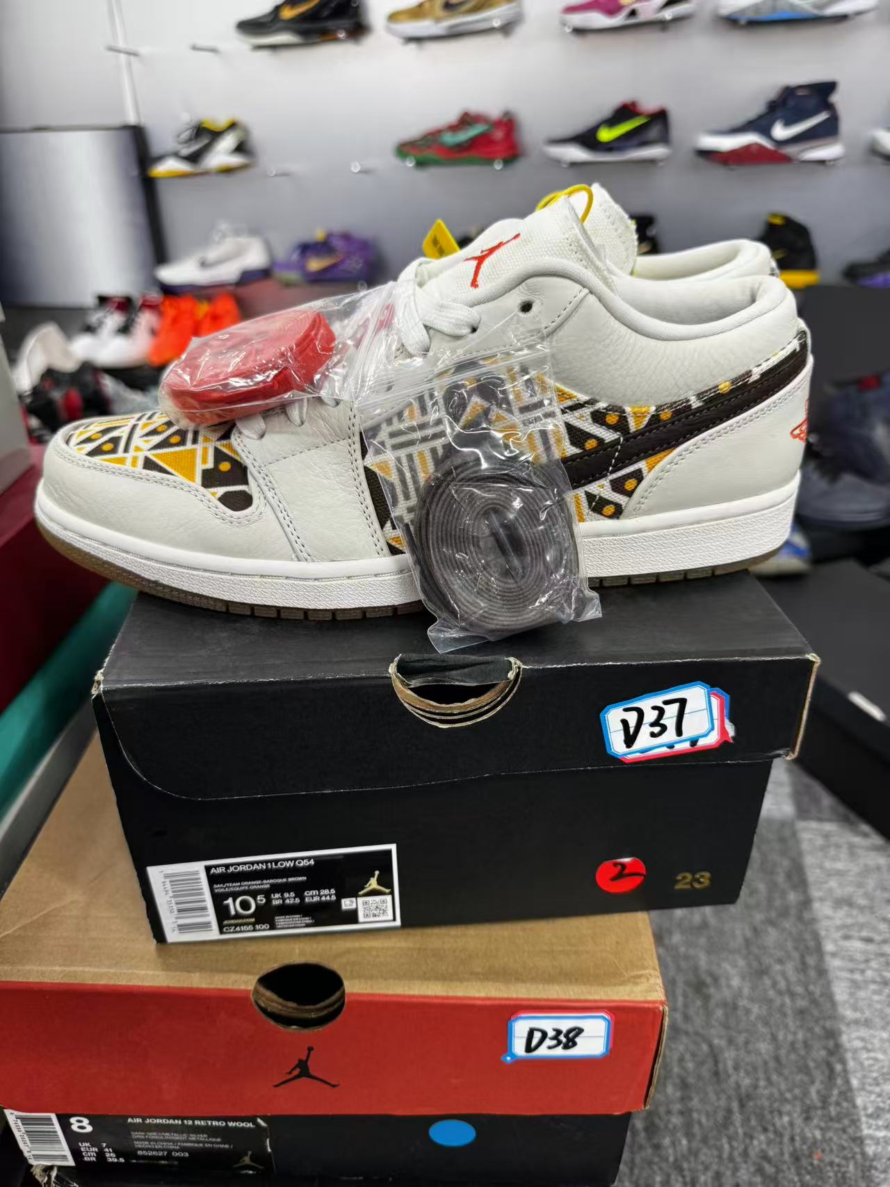 nike  aj1 涂鸦经典配色鞋型 44.5码 D37