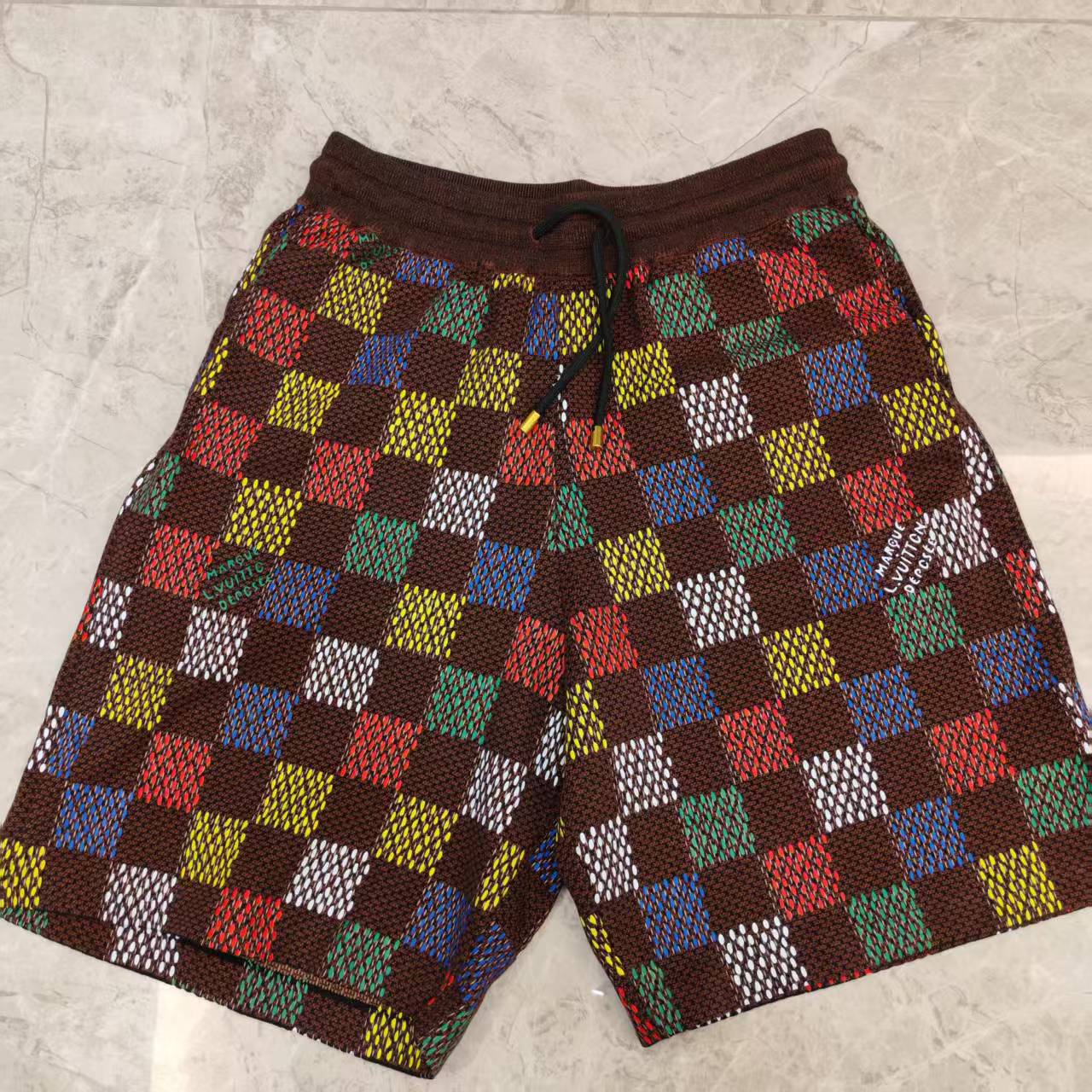 99新 LouisVuitton/路易威登 彩色棋盘格短裤 436