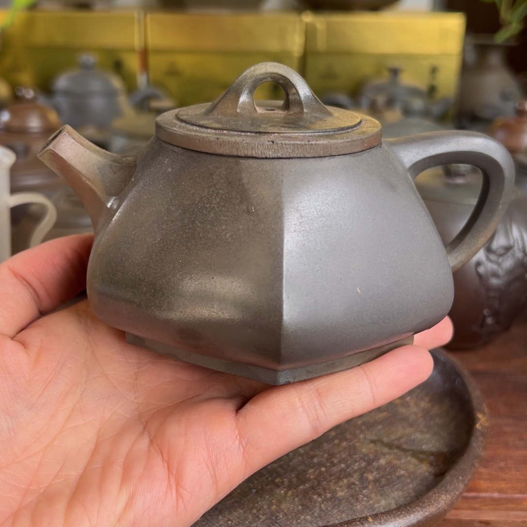 贵台龙窑柴烧茶壶A42