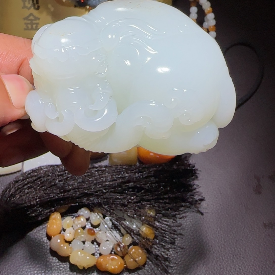 颈饰未镶嵌和田玉