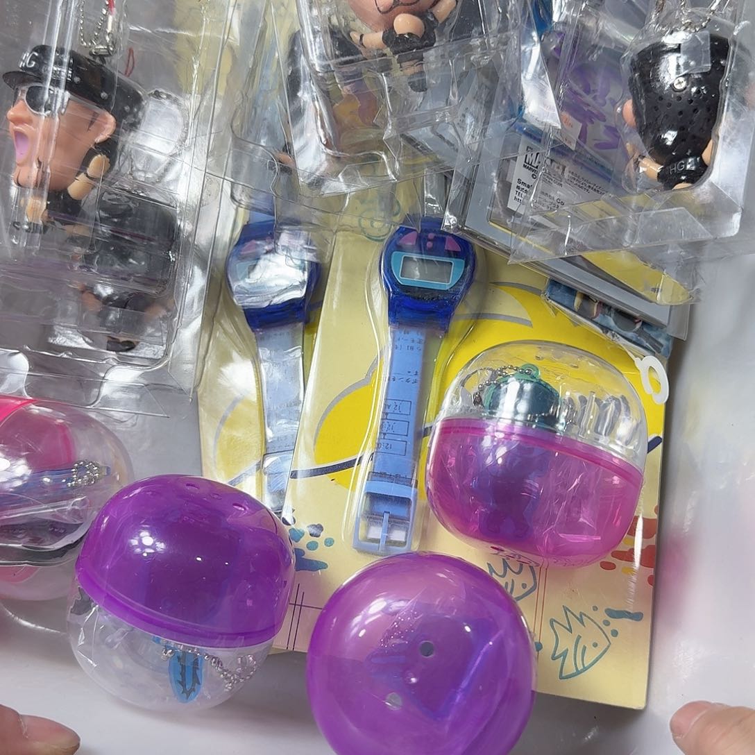 冖***中古商品，瑕疵品，不保好坏。661