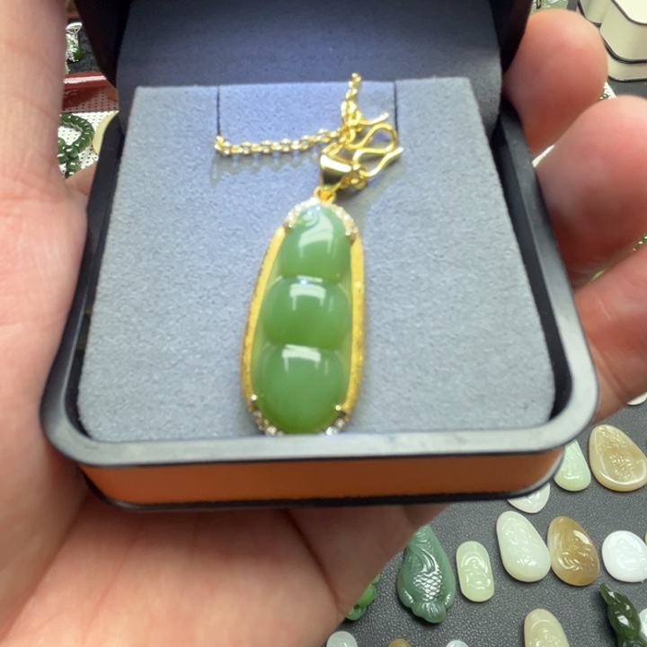 和田玉（碧玉）吊坠(不含链)未镶嵌