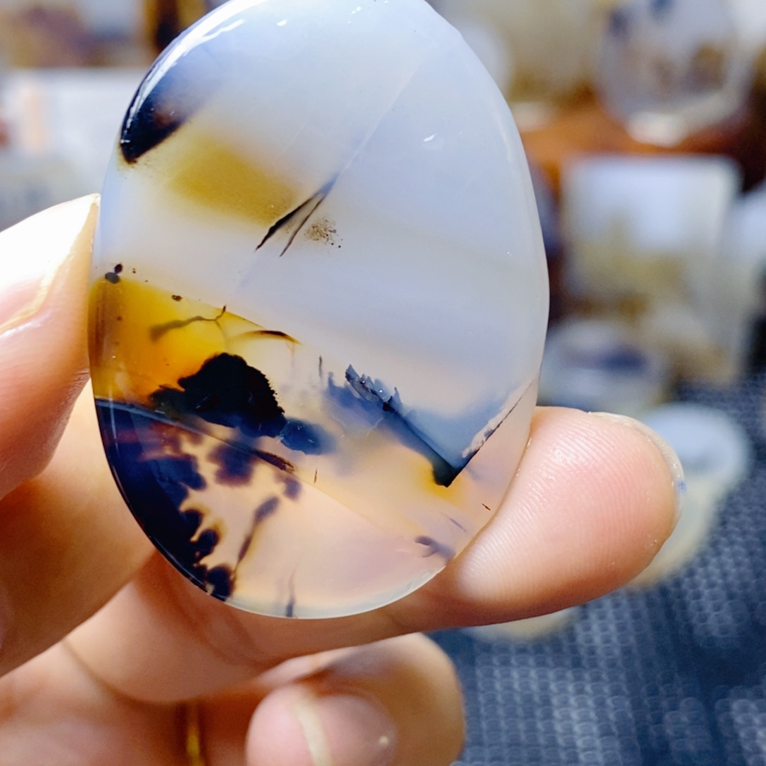 玛瑙/玉髓未镶嵌珠宝奇石