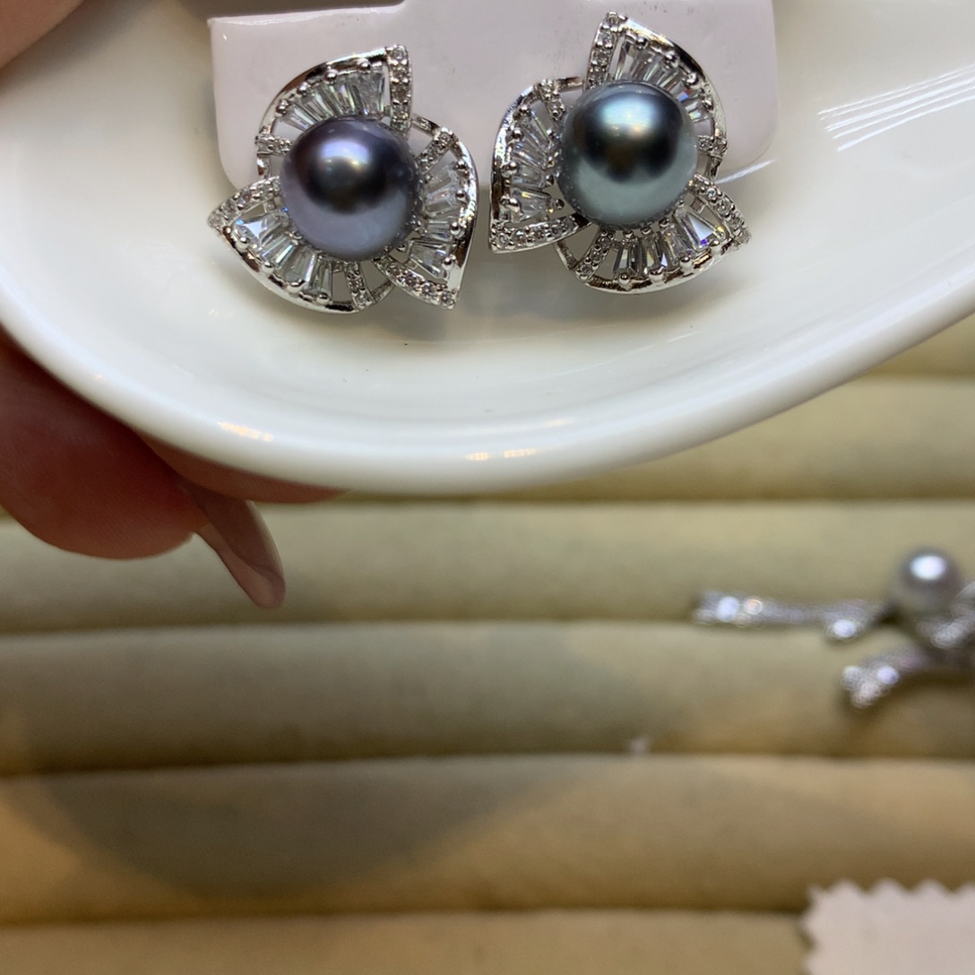 银S925镶嵌耳饰海水珍珠