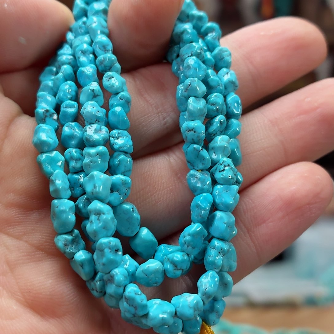 未镶嵌绿松石珠宝奇石