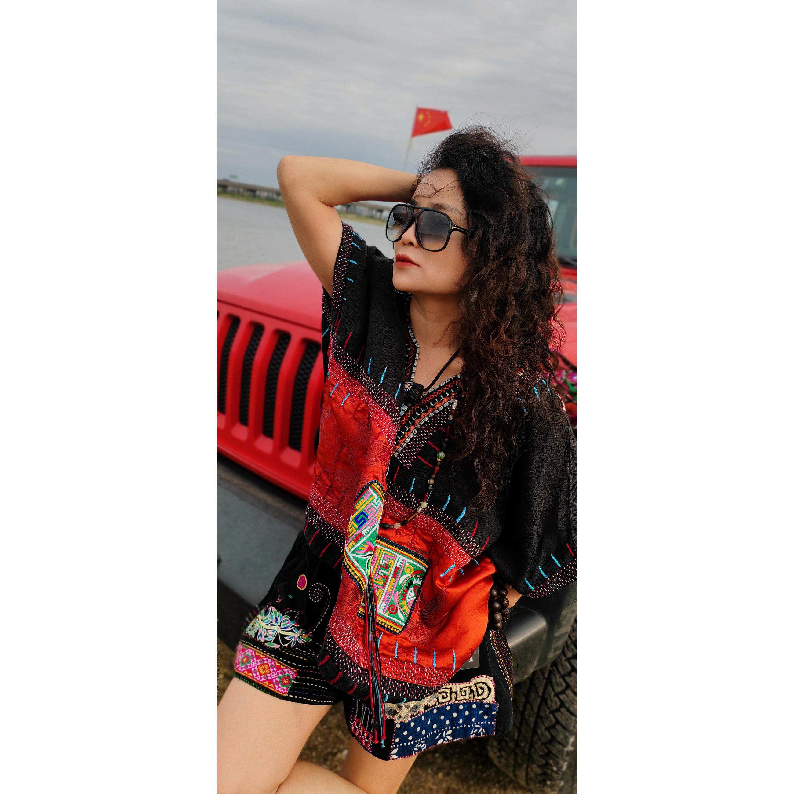 绣色绣吾颜原创设计老绣民族风个性短裤定制